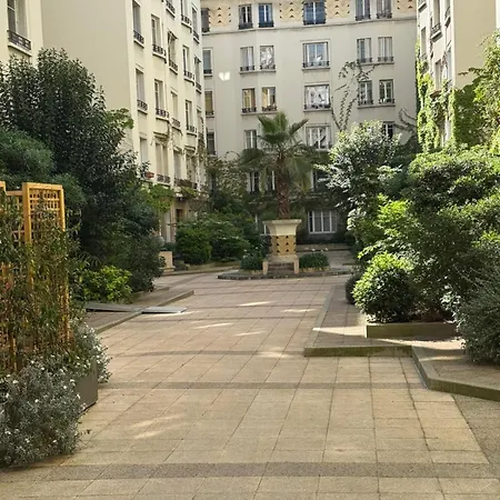 - Tour Eiffel - Trocadéro *